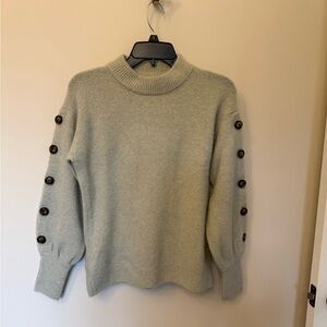 Who What Wear Light Gray Button-Sleeve Turtleneck Sweater